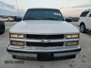1999 Chevrolet Suburban with VIN 3GNEC16R3XG247177, listed as a Copart auction lot 75674564 with 132,546 mi miles and Non Repairable. Bid and sale history available at carsss.com. Image 5.