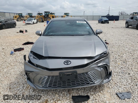 2025 Toyota Camry LE with VIN 4T1DAACKXSU563016, listed as a Copart auction lot 50403945 with 1,689 mi miles and Salvage Title. Bid and sale history available at carsss.com. Image 5.