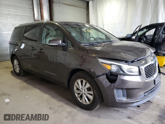 2018 Kia Sedona LX with VIN KNDMB5C10J6349140, listed as a Copart auction lot 48344455 with 103,222 mi miles and Clean Title. Bid and sale history available at carsss.com. Image 4.