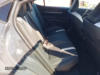 2025 Toyota Camry LE z VIN 4T1DAACK4SU572097, wystawiony jako IAAI lot #41827762 z przebiegiem 8 106 mil mil oraz . Historia ofert i sprzedaży dostępna na DreamBid. Obrazek 8.