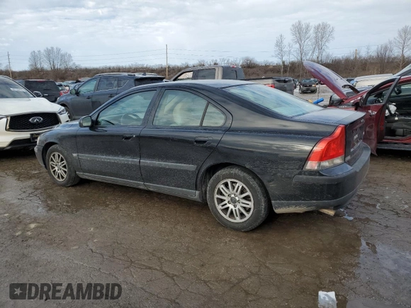 2003 Volvo S60 2.4L with VIN YV1RS61T632284394, listed as a Copart auction lot 89223865 with 204,425 mi miles and Salvage Title. Bid and sale history available at carsss.com. Image 2.