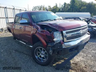 2008 Chevrolet Silverado 1500 LT w/1LT with VIN 2GCEK13J181246470, listed as a IAAI auction lot 40390209 with 195,631 mi miles. Bid and sale history available at carsss.com. Image 6.