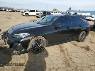 2021 BMW 2 Series M235i xDrive with VIN WBA13AL04M7H12585, listed as a Copart auction lot 82081674 with 43,881 mi miles and Clean Title. Bid and sale history available at carsss.com. Image 1.