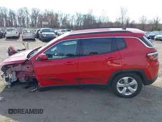 2021 Jeep Compass Latitude with VIN 3C4NJDBB4MT534538, listed as a IAAI auction lot 41817234 with 35,107 mi miles and . Bid and sale history available at DreamBid. Image 14.