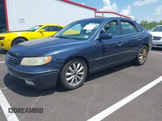 2006 Hyundai Azera SE with VIN KMHFC46F26A046738, listed as a IAAI auction lot 42715976 with 270,959 mi miles and . Bid and sale history available at DreamBid. Image 2.