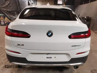 2020 BMW X4 xDrive30i with VIN 5UX2V1C08LLE68011, listed as a IAAI auction lot 41389958 with 119,391 mi miles. Bid and sale history available at carsss.com. Image 16.
