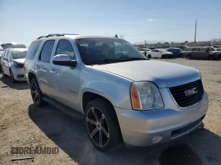 2014 GMC Yukon SLT with VIN 1GKS1CE00ER229897, listed as a Copart auction lot 88153085 with 213,106 mi miles and Salvage Title. Bid and sale history available at carsss.com. Image 4.