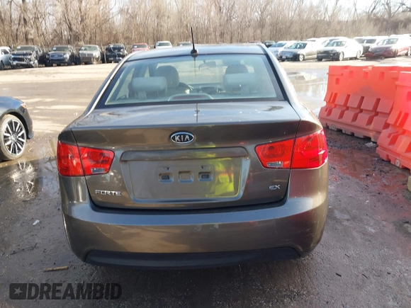 2012 Kia Forte EX with VIN KNAFU4A27C5476031, listed as a IAAI auction lot 41633058 with 137,998 mi miles. Bid and sale history available at carsss.com. Image 16.