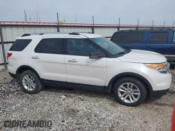 2013 Ford Explorer XLT with VIN 1FM5K7D95DGA16558, listed as a IAAI auction lot 42078683 with 171,538 mi miles and . Bid and sale history available at carsss.com. Image 13.