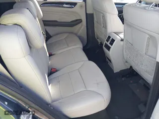 2014 Mercedes-Benz M-Class ML 350 with VIN 4JGDA5JB4EA383787, listed as a IAAI auction lot 40989633 with 173,800 mi miles. Bid and sale history available at carsss.com. Image 8.