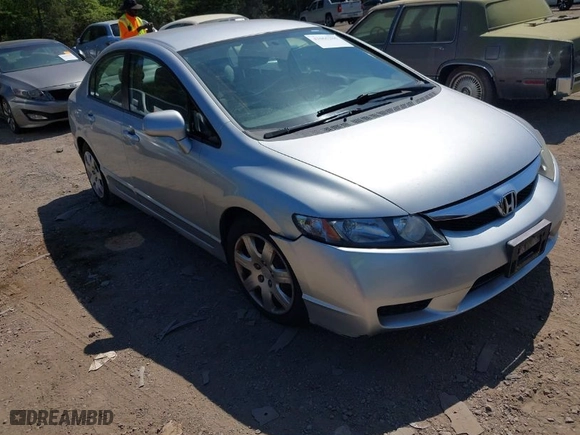 2009 Honda Civic Sdn LX with VIN 2HGFA16529H319443, listed as a IAAI auction lot 42065285 with 92,900 mi miles. Bid and sale history available at carsss.com. Image 1.