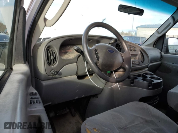 2008 Ford Econoline Cargo Commercial with VIN 1FTNS24L48DB48222, listed as a Copart auction lot 80777304 with 273,798 mi miles and Salvage Title. Bid and sale history available at DreamBid. Image 8.