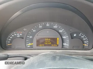 2001 Mercedes-Benz C 230/260/280/320 с VIN WDBRF61J31F065177, выставлен на аукционе Copart как лот 47921885 с пробегом 102 163 миль миль и Списание • Salvage title. История ставок и продаж доступна на DreamBid. Изображение 9.