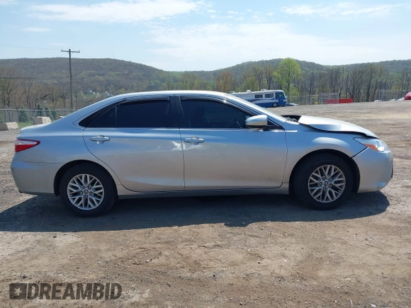 2017 Toyota Camry XLE with VIN 4T1BF1FKXHU447957, listed as a IAAI auction lot 42081934 with 106,269 mi miles. Bid and sale history available at carsss.com. Image 13.