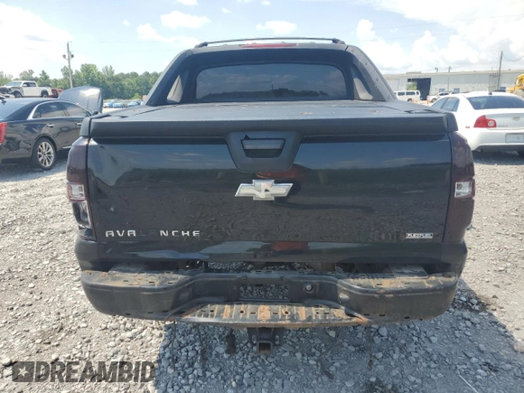 2007 Chevrolet Avalanche LTZ z VIN 3GNFK123X7G199783, wystawiony jako Copart lot #62085045 z przebiegiem 231 561 mil mil oraz Szkoda całkowita • Salvage title. Historia ofert i sprzedaży dostępna na DreamBid. Obrazek 6.