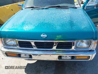 1995 Nissan Frontier XE z VIN 1N6SD16S2SC385250, wystawiony jako IAAI lot #42373497 z przebiegiem 252 537 mil mil oraz . Historia ofert i sprzedaży dostępna na DreamBid. Obrazek 6.