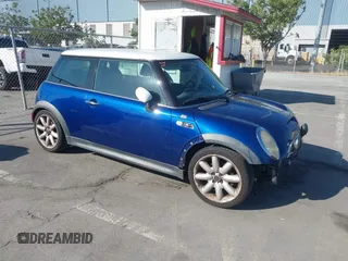 2003 MINI Hardtop S with VIN WMWRE33423TD72967, listed as a IAAI auction lot 42616729 with 248,907 mi miles and . Bid and sale history available at DreamBid. Image 1.
