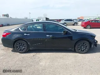 2017 Nissan Altima 2.5 SR with VIN 1N4AL3AP6HN349290, listed as a IAAI auction lot 41790240 with 54,524 mi miles. Bid and sale history available at carsss.com. Image 14.