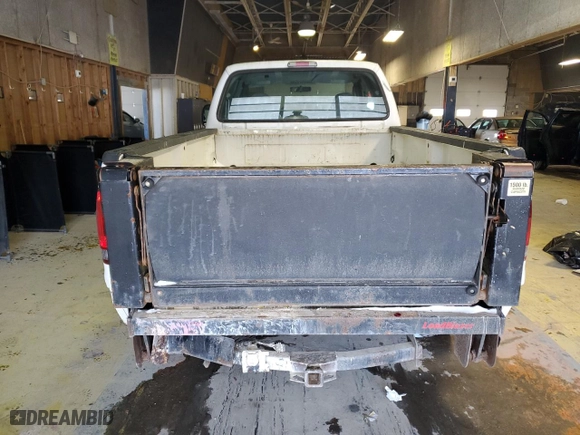 2006 Ford Super Duty F-250 XL with VIN 1FTSX21556EB56055, listed as a Copart auction lot 45190235 with 68,213 mi miles and Salvage Title. Bid and sale history available at carsss.com. Image 6.