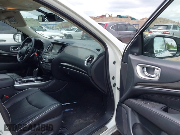 2020 Infiniti QX60 Luxe with VIN 5N1DL0MM2LC506031, listed as a IAAI auction lot 42701561 with 31,424 mi miles and . Bid and sale history available at DreamBid. Image 5.