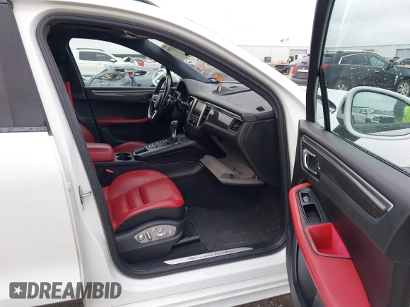 2016 Porsche Macan Turbo с VIN WP1AF2A59GLB94592, выставлен на аукционе IAAI как лот 41106599 с пробегом 94 837 миль миль и . История ставок и продаж доступна на DreamBid. Изображение 5.