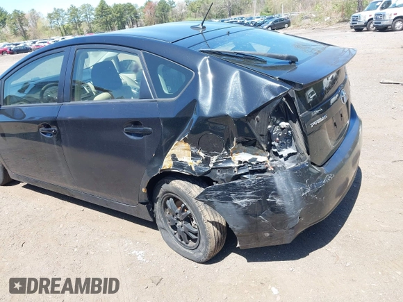 2013 Toyota Prius One with VIN JTDKN3DU3D5615711, listed as a IAAI auction lot 42119419 with 222,734 mi miles. Bid and sale history available at carsss.com. Image 6.