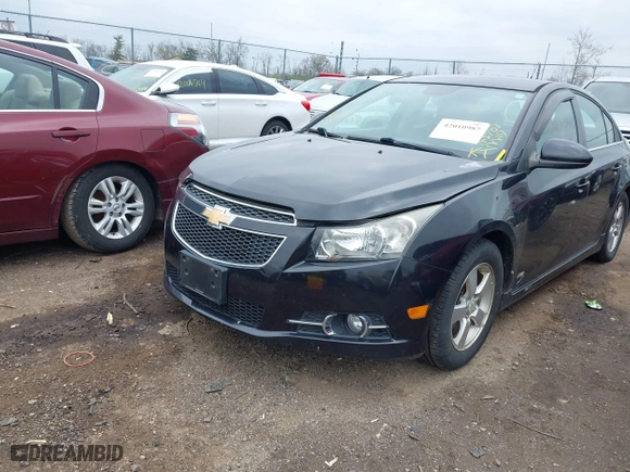 2014 Chevrolet Cruze 1LT with VIN 1G1PC5SB2E7149180, listed as a IAAI auction lot 42010987 with 122,787 mi miles. Bid and sale history available at carsss.com. Image 18.
