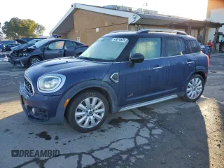 2018 MINI Countryman Cooper S with VIN WMZYT5C31J3E62194, listed as a Copart auction lot 43874835 with 68,337 mi miles and Salvage Title. Bid and sale history available at carsss.com. Image 1.