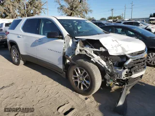 2018 Chevrolet Traverse LS with VIN 1GNERFKW4JJ107636, listed as a Copart auction lot 80626524 with 84,302 mi miles and Non Repairable. Bid and sale history available at carsss.com. Image 4.