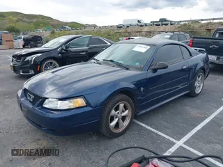 2003 Ford Mustang Standard with VIN 1FAFP40463F447312, listed as a IAAI auction lot 39814508 with 227,025 mi miles. Bid and sale history available at carsss.com. Image 2.