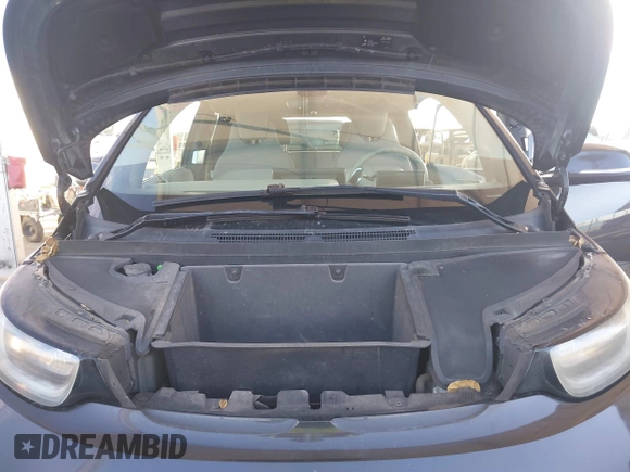 2014 BMW i3 with VIN WBY1Z4C54EV274996, listed as a IAAI auction lot 41625550 with 89,309 mi miles and . Bid and sale history available at DreamBid. Image 10.