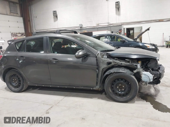 2011 Mazda Mazda3 s Sport with VIN JM1BL1K63B1467613, listed as a IAAI auction lot 41696255 with 162,768 mi miles. Bid and sale history available at carsss.com. Image 13.