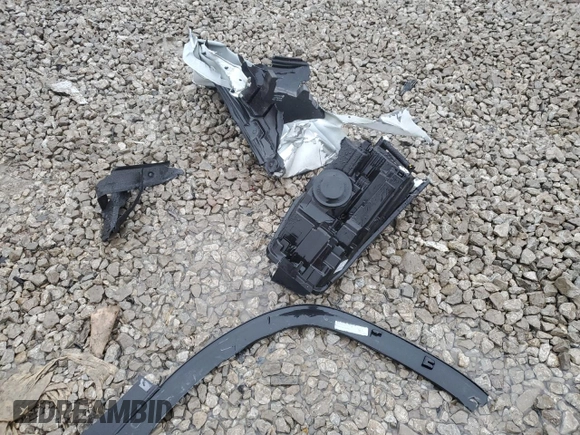 2023 Volkswagen Atlas SE с VIN 1V2JE2CA4PC211196, выставлен на аукционе Copart как лот 42286405 с пробегом Не указан миль и Списание • Salvage title. История ставок и продаж доступна на DreamBid. Изображение 13.