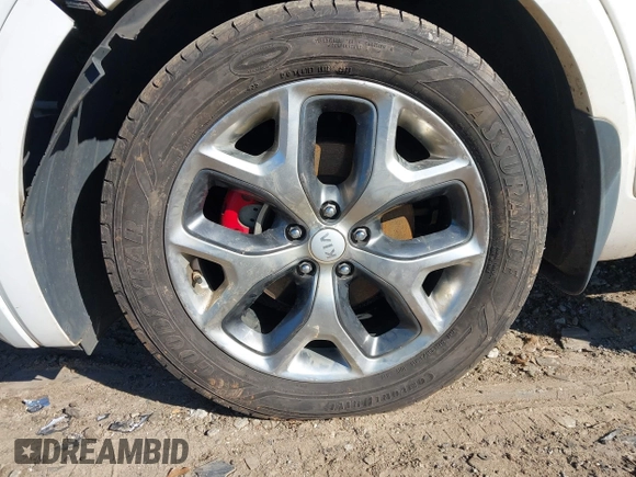 2016 Kia Sorento SX with VIN 5XYPKDA55GG174984, listed as a IAAI auction lot 41216303 with 142,875 mi miles. Bid and sale history available at carsss.com. Image 12.