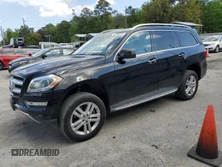 2015 Mercedes-Benz GL-Class GL 450 with VIN 4JGDF6EE2FA468091, listed as a Copart auction lot 52800375 with 171,925 mi miles and Clean Title. Bid and sale history available at carsss.com. Image 1.