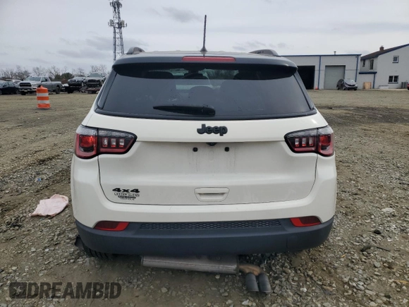 2018 Jeep Compass Latitude with VIN 3C4NJDBB0JT453466, listed as a Copart auction lot 51288935 with 94,886 mi miles and Salvage Title. Bid and sale history available at DreamBid. Image 6.