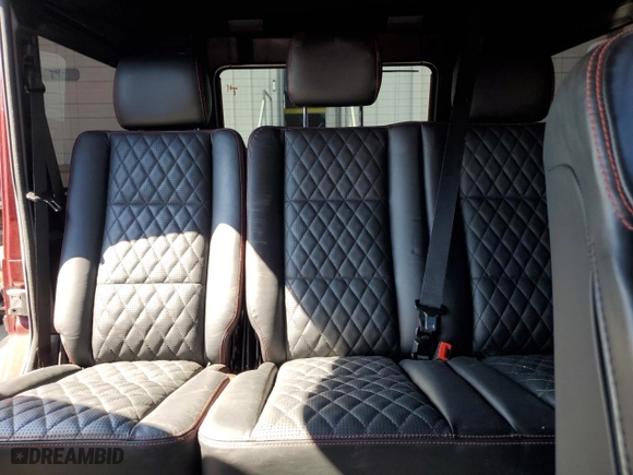 2018 Mercedes-Benz G-Class AMG G 63 with VIN WDCYC7DH6JX285163, listed as a Copart auction lot 48139064 with 32,940 mi miles and Salvage Title. Bid and sale history available at carsss.com. Image 10.
