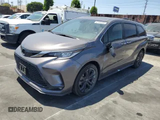 2021 Toyota Sienna XSE with VIN 5TDDRKEC9MS027013, listed as a Copart auction lot 61505345 with 107,830 mi miles and Salvage title. Bid and sale history available at DreamBid. Image 1.