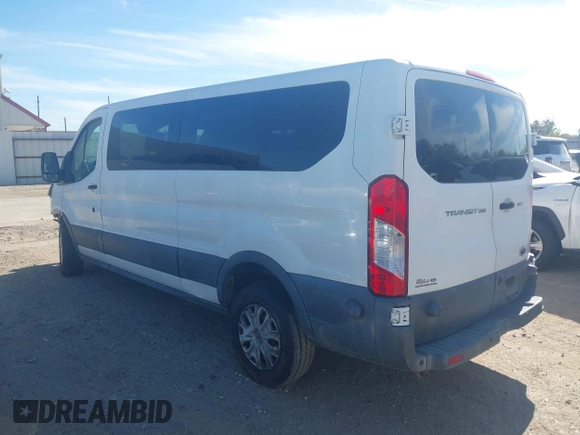 2016 Ford Transit XL z VIN 1FBZX2YM0GKB08269, wystawiony jako IAAI lot #41814059 z przebiegiem 70 556 mil mil oraz . Historia ofert i sprzedaży dostępna na DreamBid. Obrazek 3.