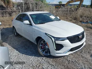 2020 Cadillac CT4 Sport z VIN 1G6DC5RK5L0138599, wystawiony jako IAAI lot #41565604 z przebiegiem 32 322 mil mil oraz . Historia ofert i sprzedaży dostępna na DreamBid. Obrazek 1.