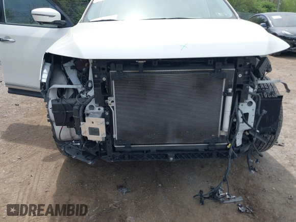 2020 Nissan Pathfinder Platinum with VIN 5N1DR2DM0LC649246, listed as a IAAI auction lot 42132744 with 46,063 mi miles and . Bid and sale history available at DreamBid. Image 6.
