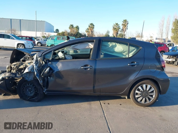 2015 Toyota Prius One with VIN JTDKDTB3XF1581029, listed as a IAAI auction lot 41335950 with 205,490 mi miles and . Bid and sale history available at carsss.com. Image 15.