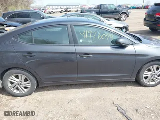 2020 Hyundai Elantra Value Edition with VIN 5NPD84LF6LH616584, listed as a IAAI auction lot 41926099 with 86,887 mi miles. Bid and sale history available at carsss.com. Image 13.