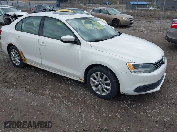 2012 Volkswagen Jetta Sedan SE w/Convenience PZEV with VIN 3VWDP7AJ2CM348491, listed as a IAAI auction lot 41942902 with 184,626 mi miles. Bid and sale history available at carsss.com. Image 1.