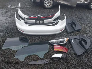 2019 Volkswagen Jetta GLI S z VIN 3VW6T7BU2KM202992, wystawiony jako IAAI lot #40896812 z przebiegiem 44 348 mil mil oraz . Historia ofert i sprzedaży dostępna na DreamBid. Obrazek 12.