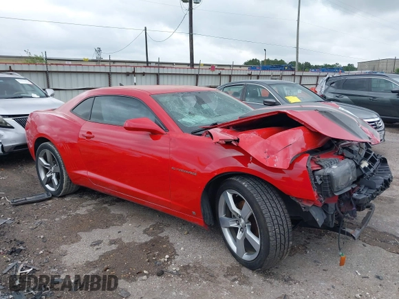2010 Chevrolet Camaro 1LT z VIN 2G1FB1EV5A9104868, wystawiony jako IAAI lot #42206793 z przebiegiem 200 451 mil mil oraz . Historia ofert i sprzedaży dostępna na DreamBid. Obrazek 1.