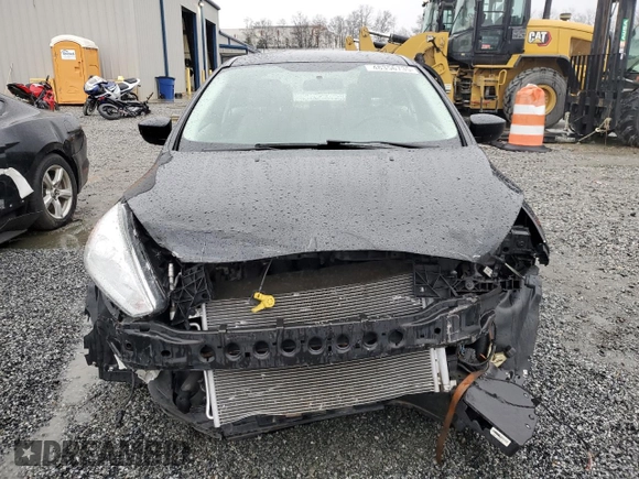 2018 Ford Focus SE with VIN 1FADP3F27JL218434, listed as a Copart auction lot 48356735 with 83,350 mi miles and Salvage Title. Bid and sale history available at carsss.com. Image 5.