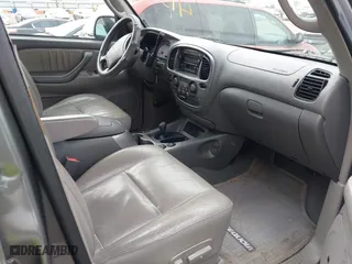 2003 Toyota Sequoia Limited with VIN 5TDBT48A03S166816, listed as a IAAI auction lot 41519203 with 269,229 mi miles. Bid and sale history available at carsss.com. Image 5.