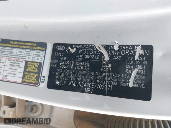 2014 Kia Soul with VIN KNDJN2A20E7702271, listed as a IAAI auction lot 41555814 with 125,296 mi miles. Bid and sale history available at carsss.com. Image 9.