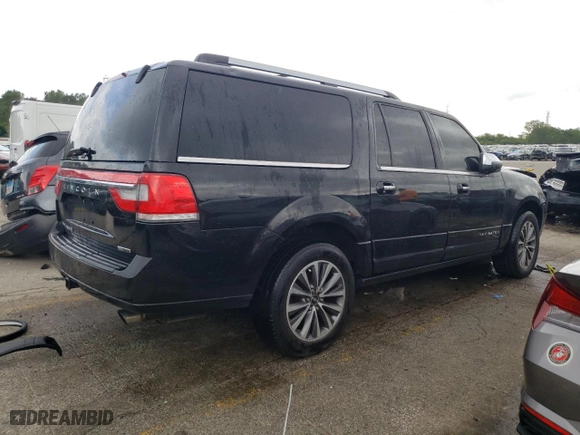 2015 Lincoln Navigator L with VIN 5LMJJ3JT8FEJ07071, listed as a Copart auction lot 66850184 with 58,028 mi miles and Salvage Title. Bid and sale history available at carsss.com. Image 3.